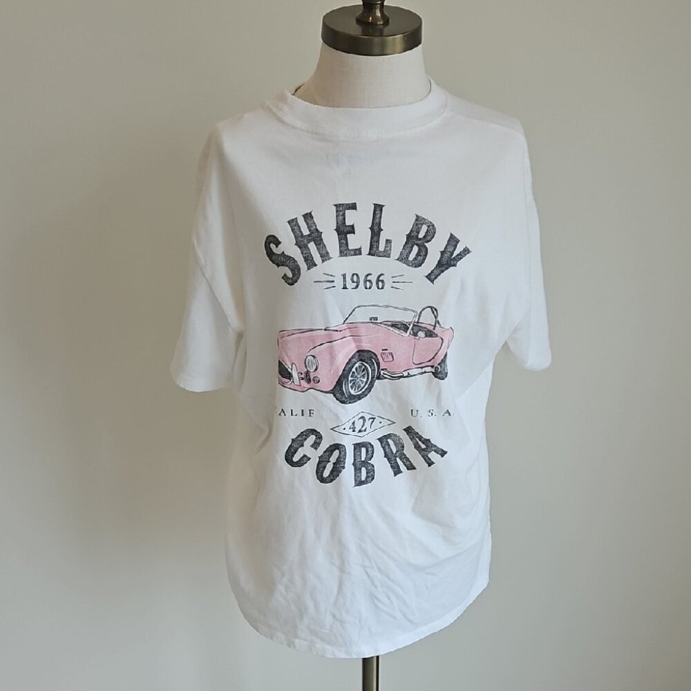 Abercrombie Shelby Cobra White and Pink Short Sleeve Tee with Graphic Design